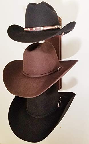 אמריקאי עשה כובע מחזיק כתר עד 3 קומות